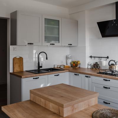 Kuchnia z wyspą pośrodku