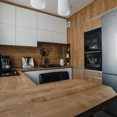 Przytulna kuchnia w bloku